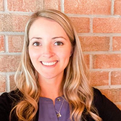 Sarah Crowell at Pure Magic Vacations - Meet our Pure Magic Vacations Team